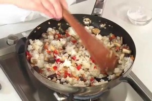 【料理サプリ】　ヘルシーレシピ♪　きのこたっぷりピラフ風　　斉藤美穂シェフ