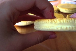 100均の紙粘土で簡単パンケーキの作り方☆スイーツデコ