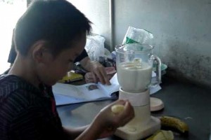 バナナジュースの作り方　ダイエットレシピ　ヘルシー　簡単　朝食
