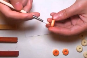 紙粘土　ドーナツのクリップ