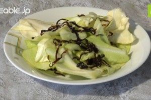キャベツと塩こんぶのごま油和えの作り方【ビエボ！】 | 料理・レシピ