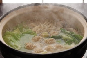水炊きの作り方（鶏肉・本格博多風レシピ） – How to make Mizutaki (Chicken Hot Pot)